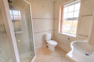 Photo 25- click for photo gallery